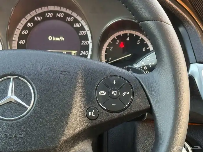 مرسيدس E300 2010 19