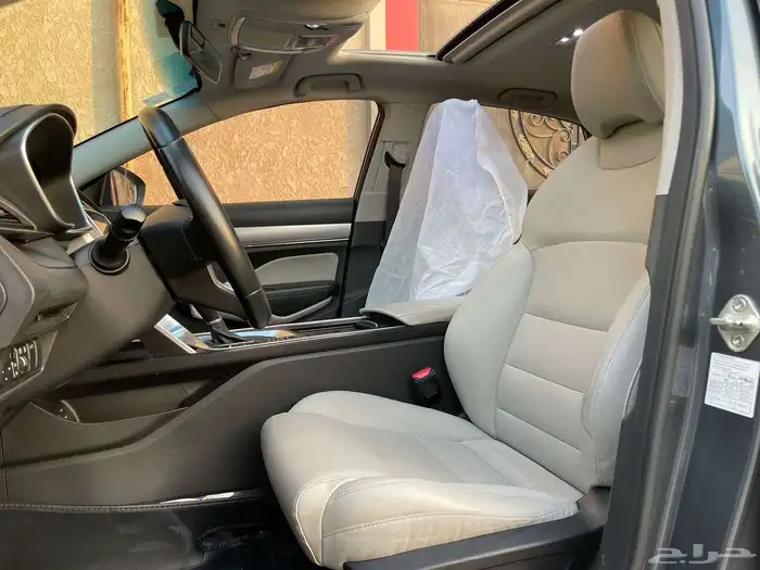 جيلي بينراي 2022 فل كامل نظيف جدا 14