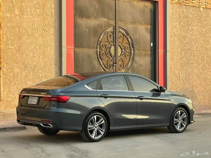 جيلي بينراي 2022 فل كامل نظيف جدا 10