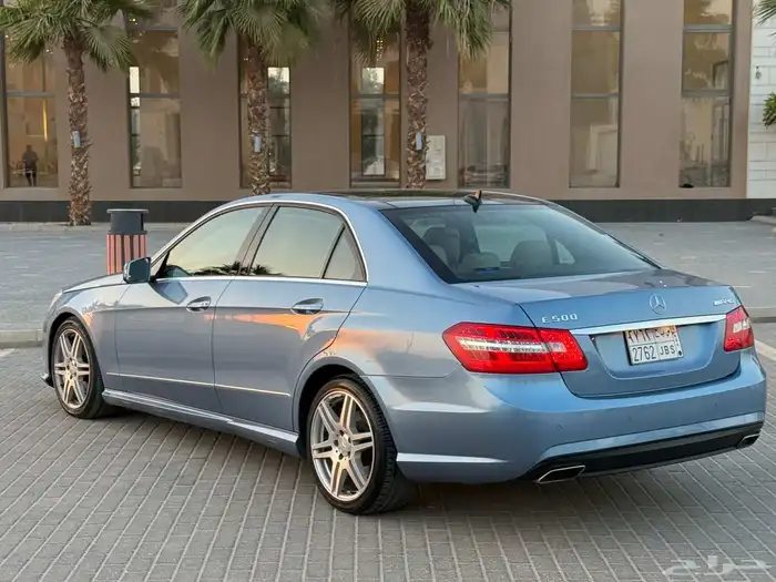 مرسيدس E300 2010 8