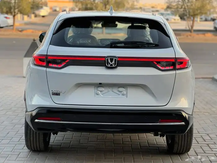 هوندا HRV 2042 فل كامل 8