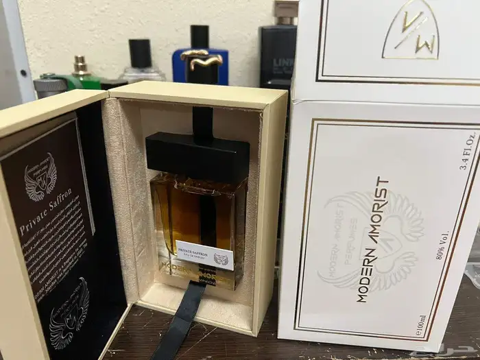 عطر المناسبات الفرنسي برايفت سافرون 1