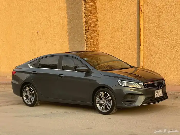 جيلي بينراي 2022 فل كامل نظيف جدا 8