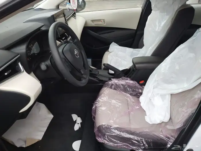 تويوتا كورولا موديل 2025 ستاندر المحرك 2000 9