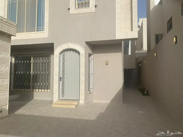 فيلا دوبلكس بمسبح فاخرة جدا وجديدة للايجار 3