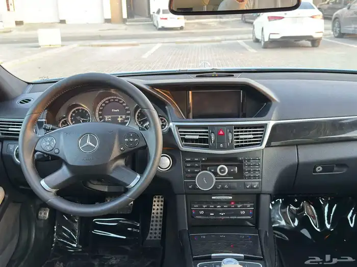 مرسيدس E300 2010 18