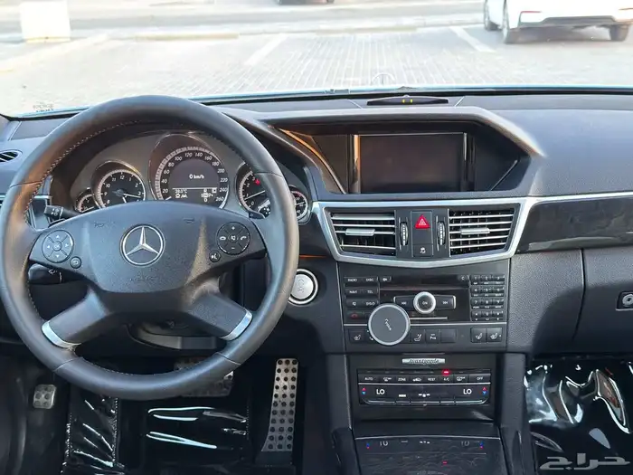 مرسيدس E300 2010 17