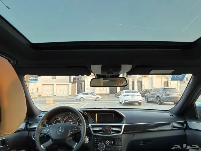 مرسيدس E300 2010 16