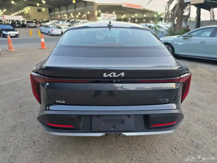 كيا K4 نص فل 2026 محرك 2.0 7