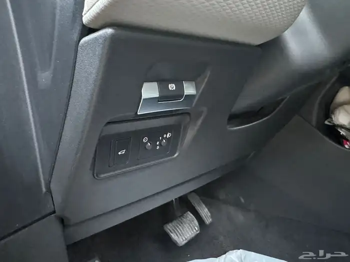 رنج روفر ايفوك موديل 2020 مخزن 26