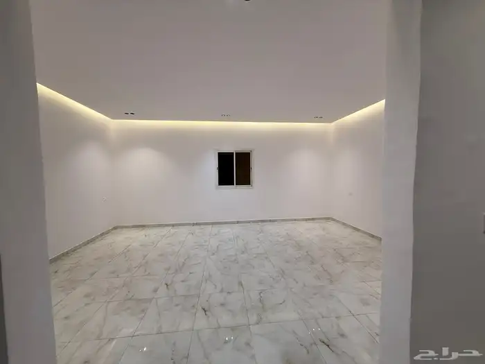 للايجار دور ارضي بحي الرمال 4 غرف نظيف جدا 7