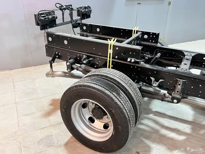 ايسوزو دينا 6 طن 2025 4