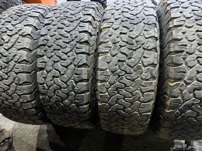 جنوط فيول مع كفرات نص حجري بي اف امريكي مقاس 285 70 17 2