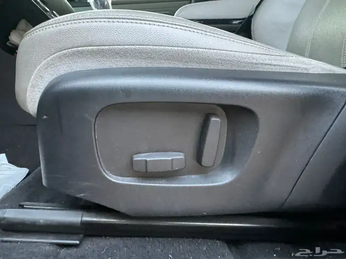 رنج روفر ايفوك موديل 2020 مخزن 8