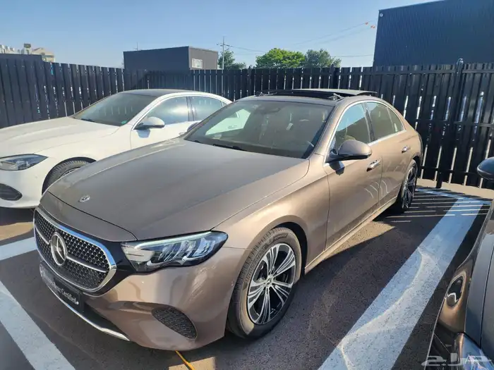 مرسيدس E200 شبه زيرو 1