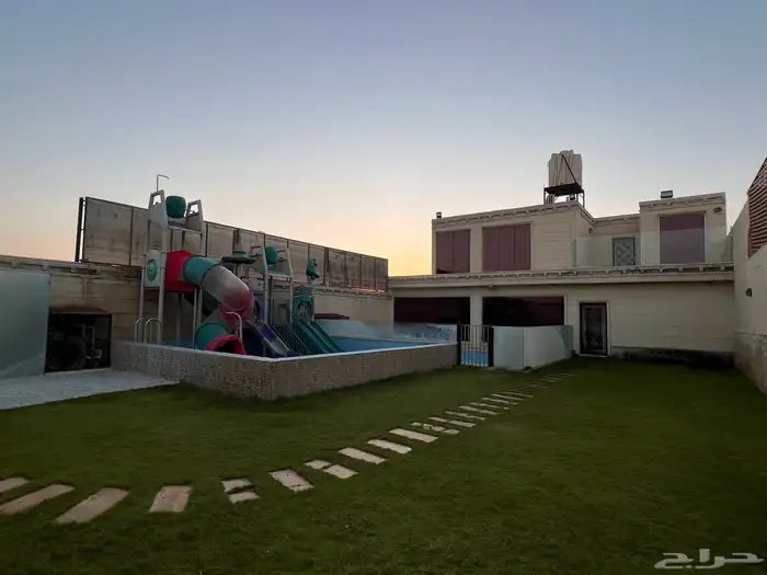 للبيع شاليهين بحي الشقة ( البيع جميع او تفريد ) 2