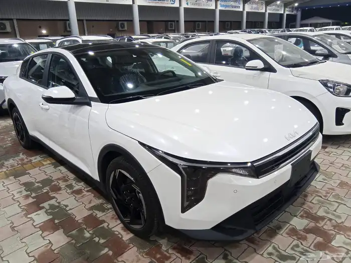 كيا K4 استندر 2026 2