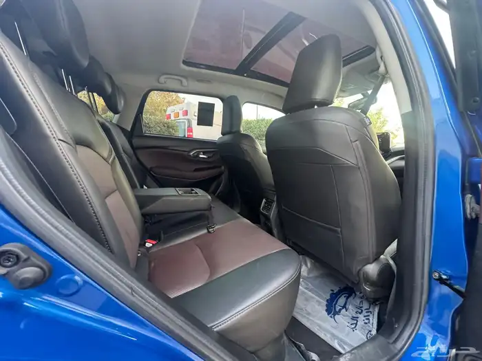 تويوتا أوربان كروزر 2024 فل كامل 11