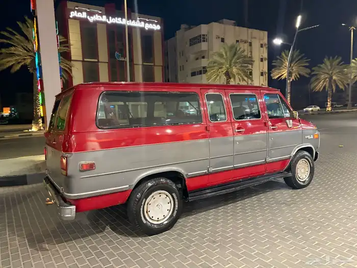 فان سافانا مخزززن 1992 4