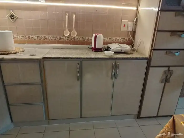 مطبخ جديد للبيع بسعر 700سبب البيع سفر برا الدمام 2