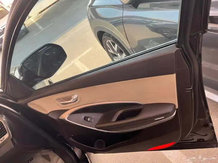 Hyundai santafe 2017 8