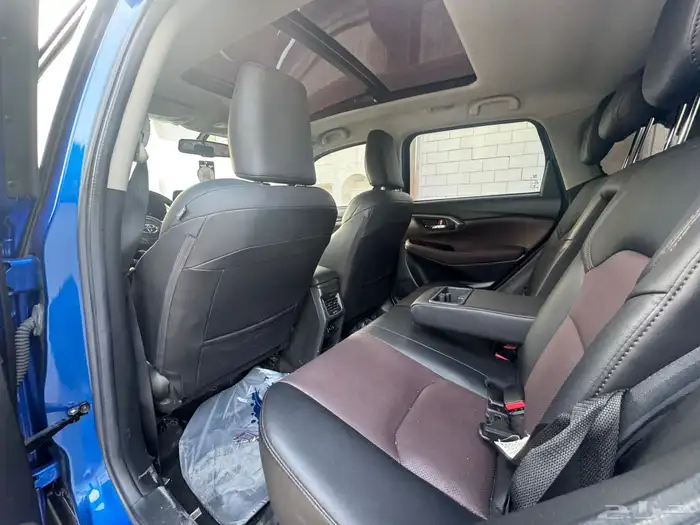 تويوتا أوربان كروزر 2024 فل كامل 9