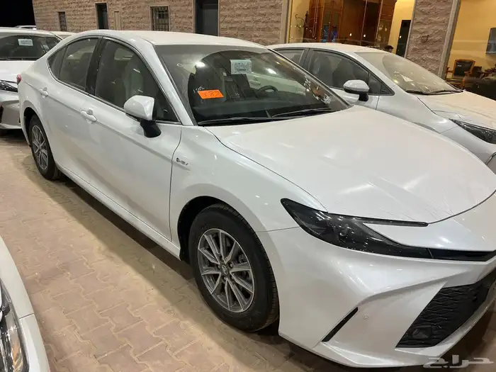 تويوتا كامري جميع الالوان والفئات 2025 24