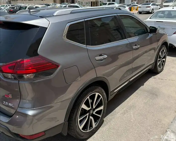 نيسان اكس تريل 2022 فل كامل 1