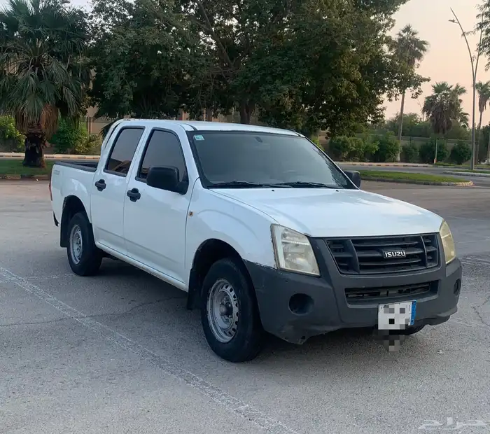 للبيع ايسوزو ديماكس 2011 1