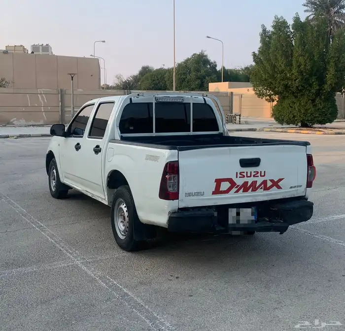 للبيع ايسوزو ديماكس 2011 2
