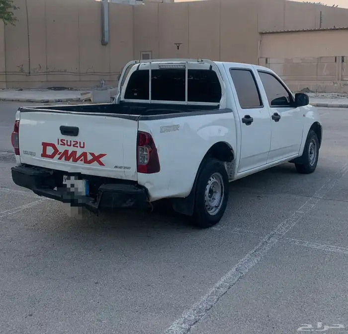 للبيع ايسوزو ديماكس 2011 0