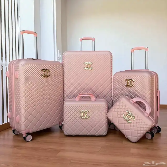 شنط سفر 5 قطع توصيل لجميع مناطق المملكه 650 السعر يشمل التوص 3