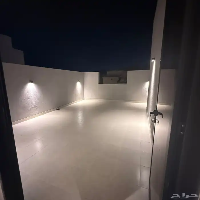 فلل دورين وملحق مفصوله للتمليك في حي النوريه 4