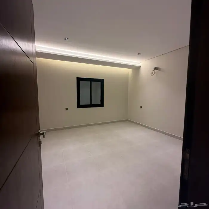 فلل دورين وملحق مفصوله للتمليك في حي النوريه 5