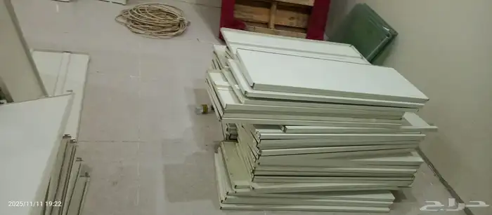 رفوف بقالة للبيع 0