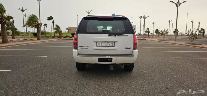 يوكن موديل 2010 قصير 10