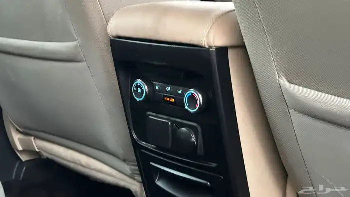 فورد فلكس 27