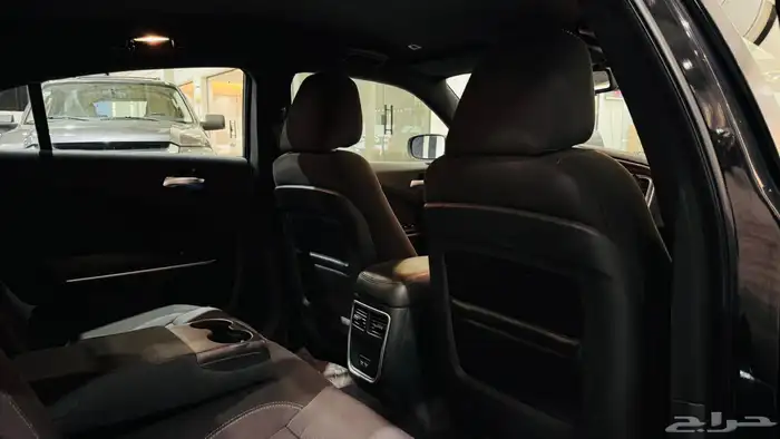 دودج تشارجر 2017 V6 ( بحالة ممتازة ) 6