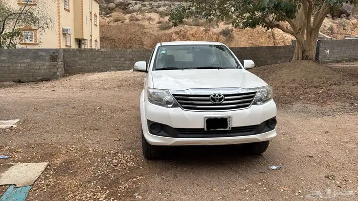 فورتشنر 2014 ماشي 82 شرط 0