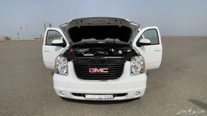 يوكن موديل 2010 قصير 1