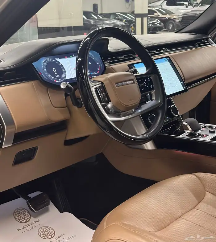 رنج روفر اوتوبيوجرفي 2023 21