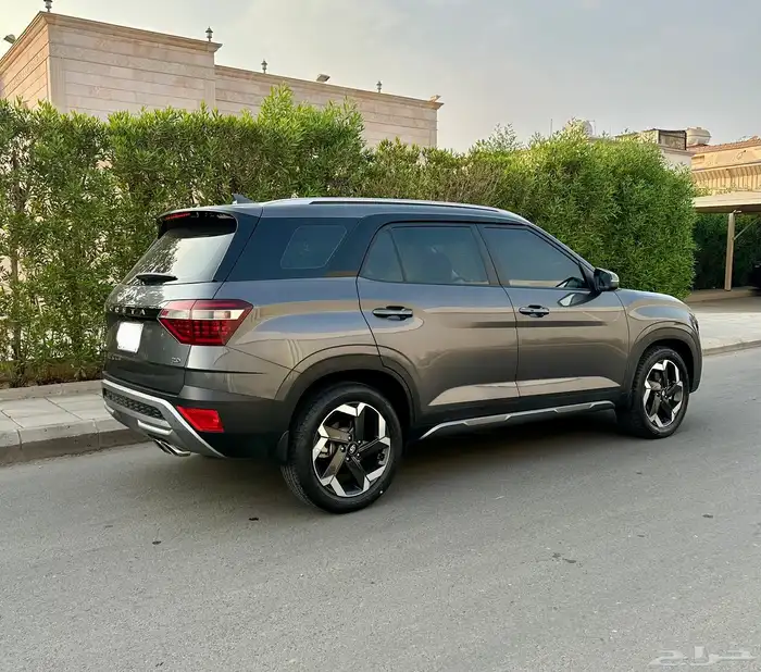 قراند كرتا 2024 8