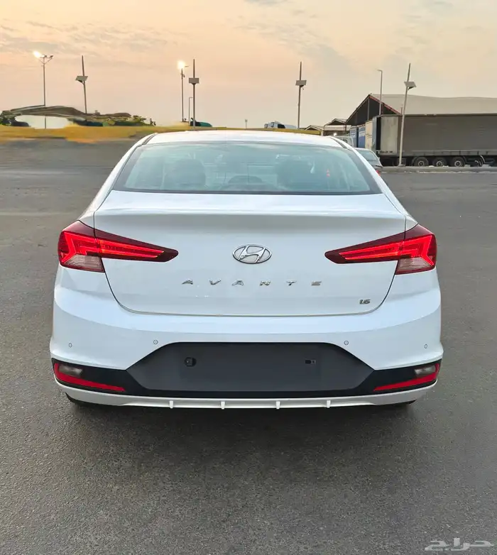 النترا 2020 اعلا مواصفات بدون فتحه ماشيه 49 وكاله للبيع 4