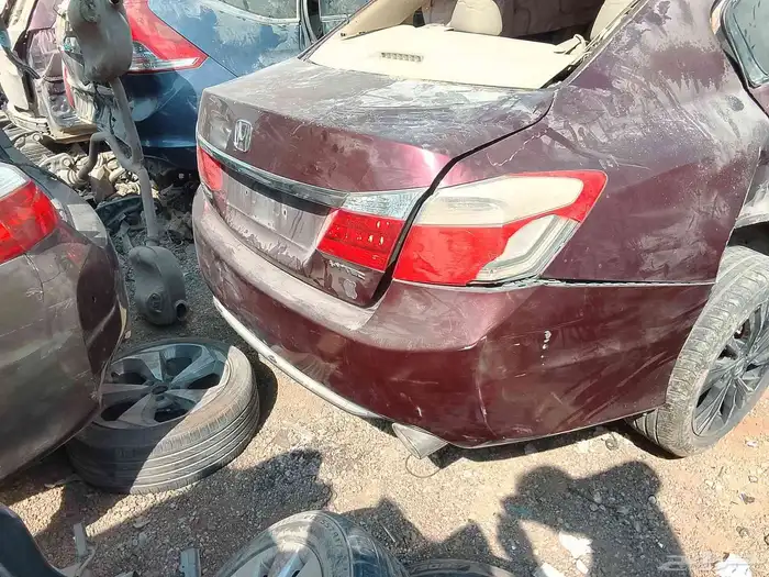 متوفر جميع قطع الغيار لي سيارات هوندا اكورد موديل 2014 2