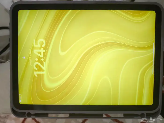 iPad 10 64gb مع الكرتون 0
