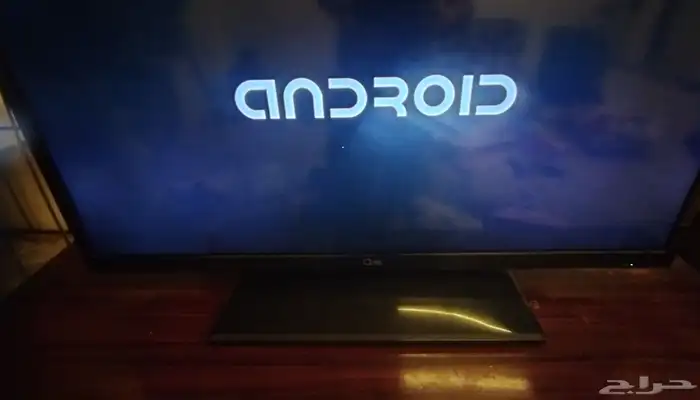 شاشه 42 بوصه من شركه كلاس مع سمارت بوكس 2