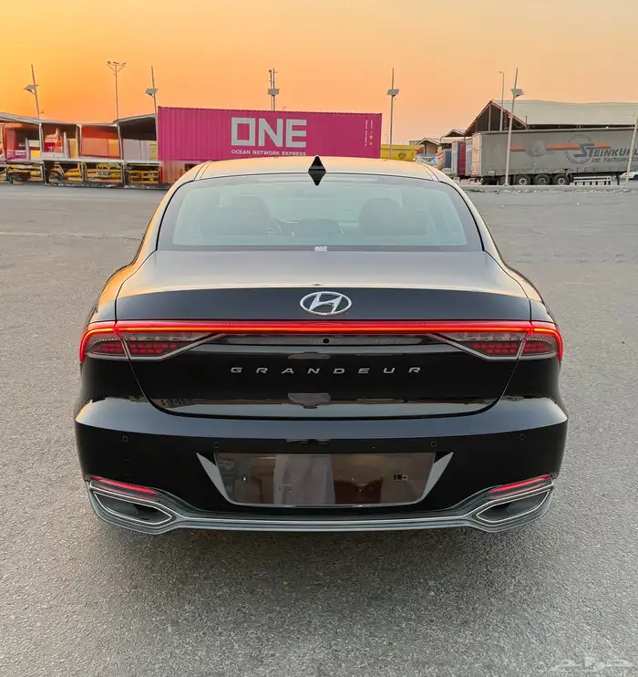 ازيرا 2022 - 6سلندر اعلا مواصفات بدون بنورما وكاله للبيع 4