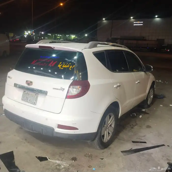 جيلي موديل 2015 ممشى 166 الف المالك الثالث 0