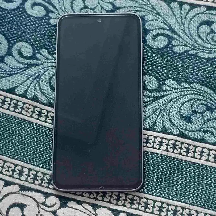 Samsung Galaxy s23 fe 5g. SAR 1350 2