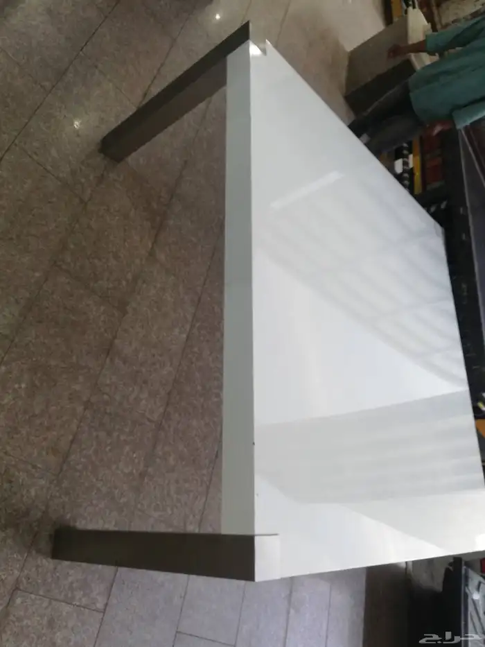 طاولة بوفية وطاولة طعام عرض مستخدم نظيف جدا 15